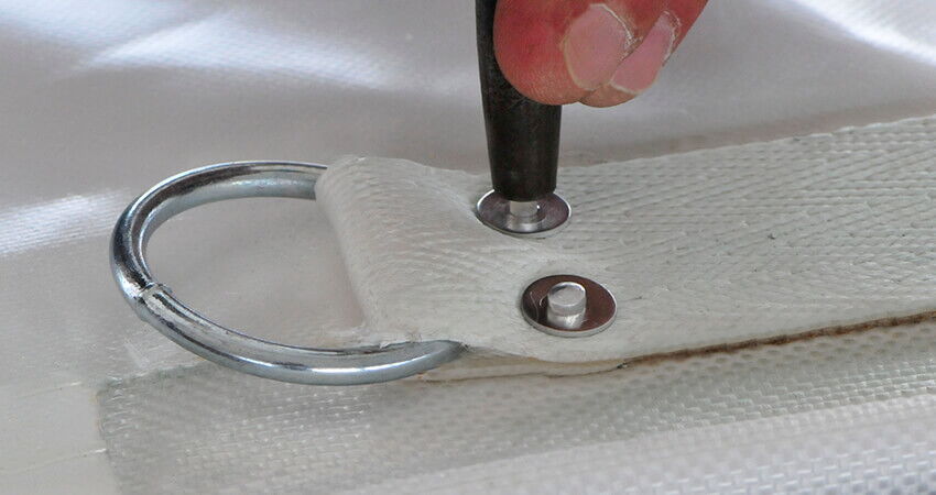 Wir achten gerne auf Details. Autosattlerei Freier, 94369 Rain / Bayern.